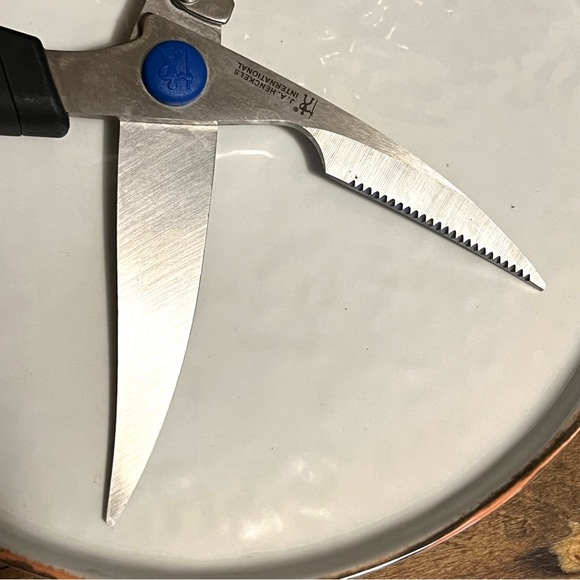 JA Henckels Poultry Shear Scissor - Picture 4 of 8